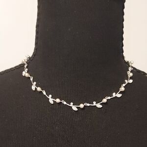 Silver, Pearl, And Rhinestone Necklace leaf pattern short necklace Vintage